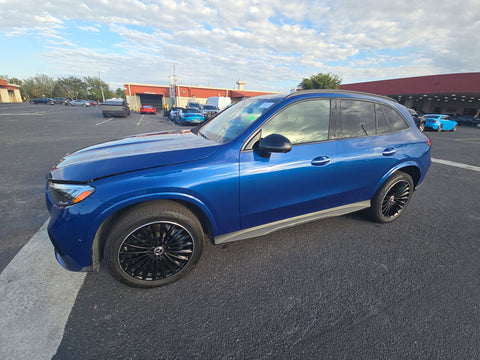 2023 Mercedes-Benz GLC